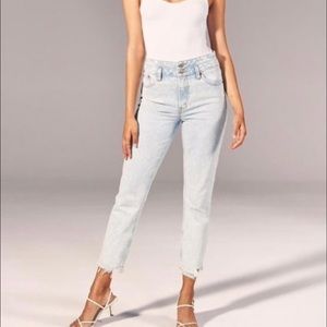 Abercrombie mom jeans!